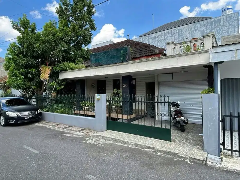 Rumah dalam Ringroad Banyuraden Gamping Sleman