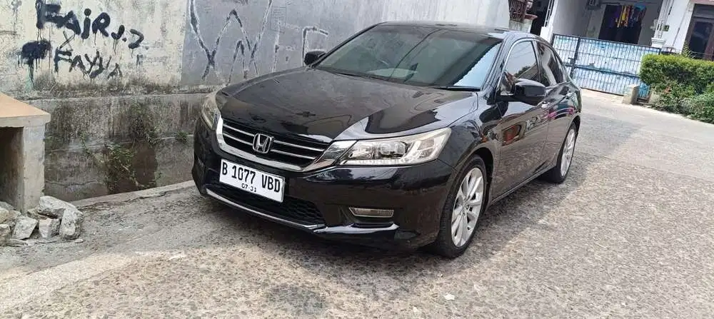 Honda Accord 2013 Bensin