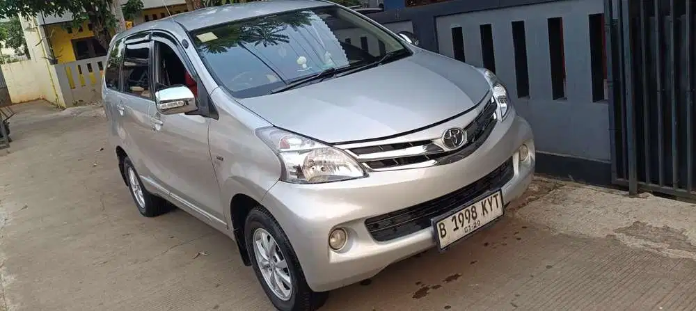 Toyota Avanza 2012 Bensin
