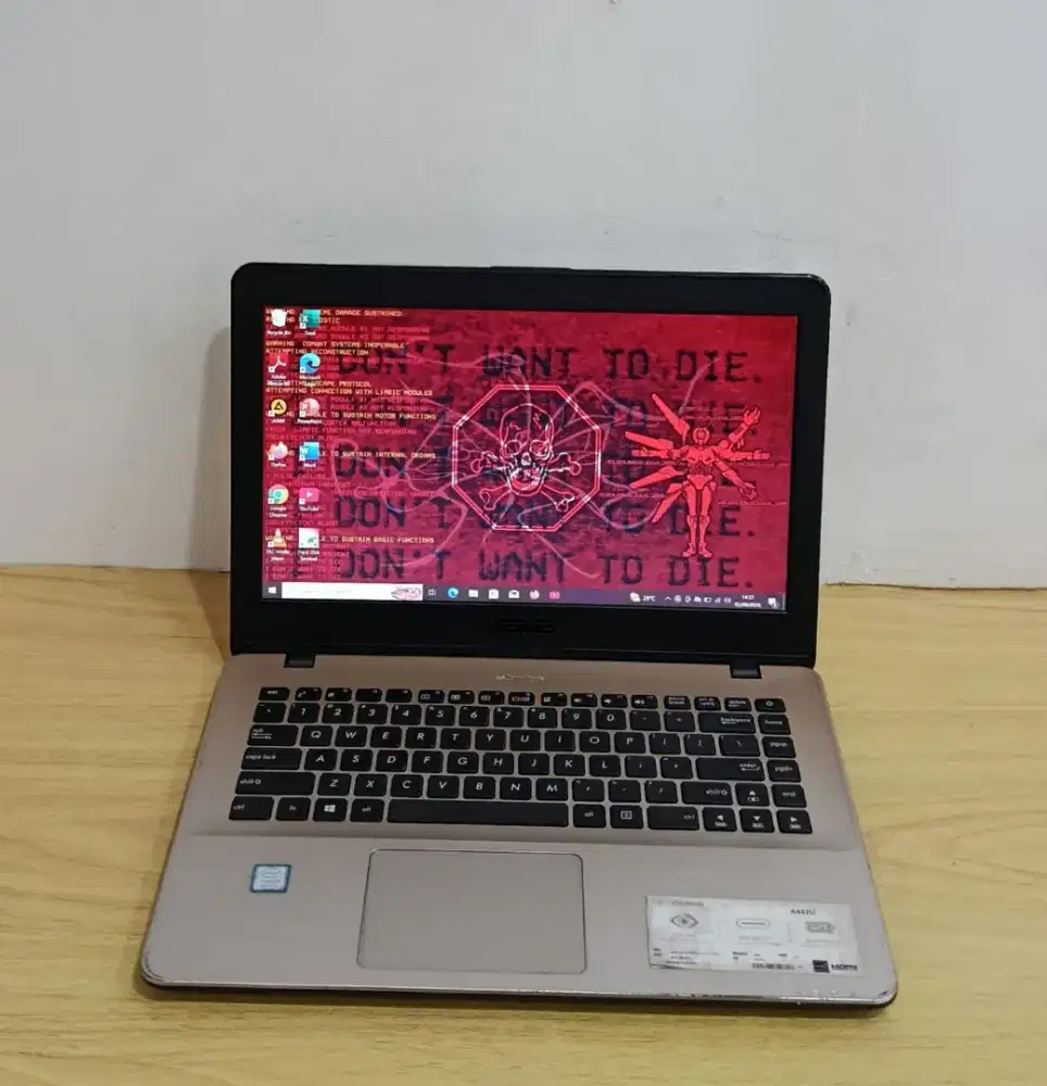 Asus vivobook 14 A442U Core i5-8250U RAM 8GB SSD 128GB Nvidia GeForce