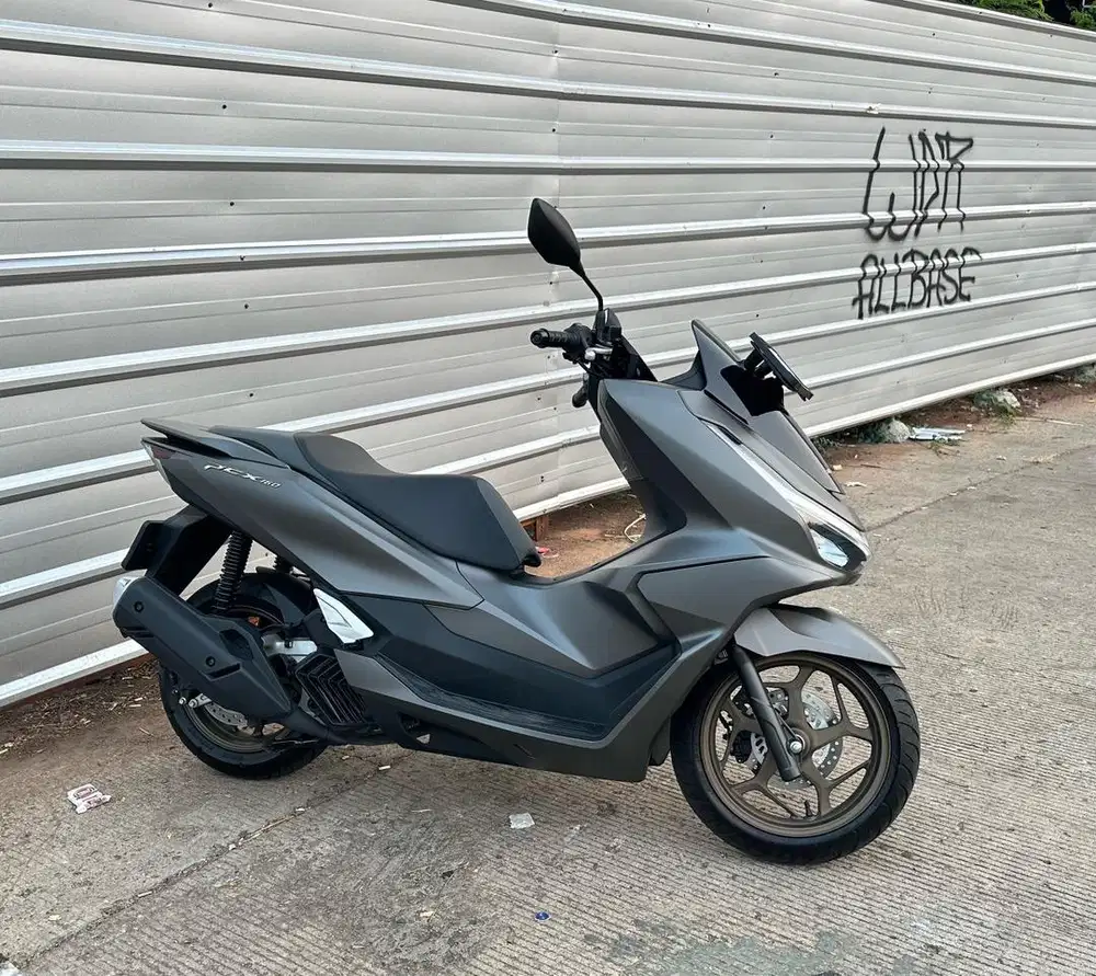 Honda PCX ABS 2025 km 1700.