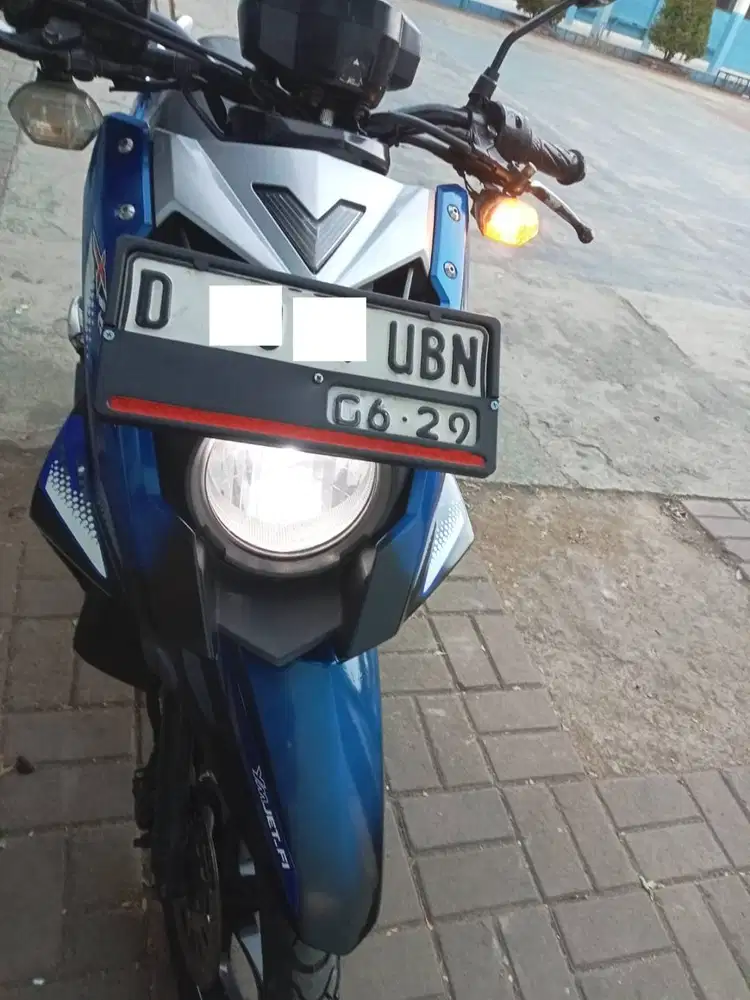 Yamaha Xride Biru 2014