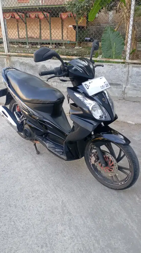 Suzuki skywave kumplit.