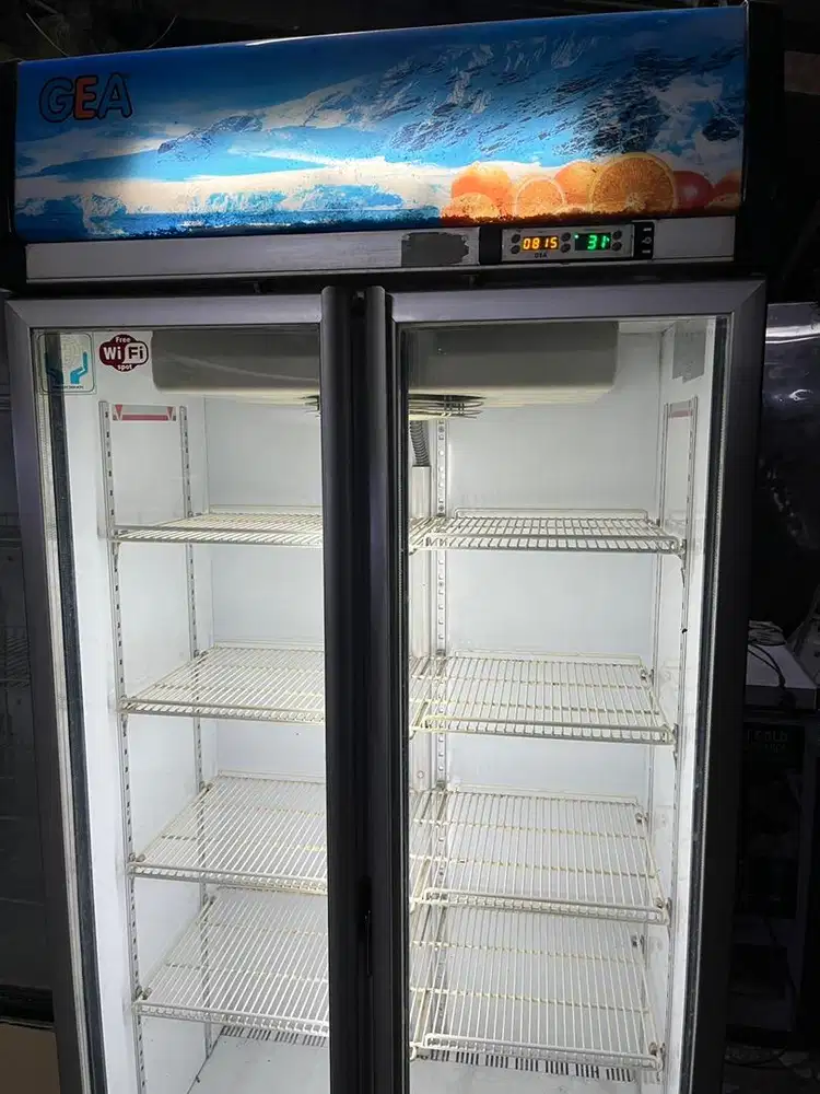Showcase 2 Pintu GEA 600liter