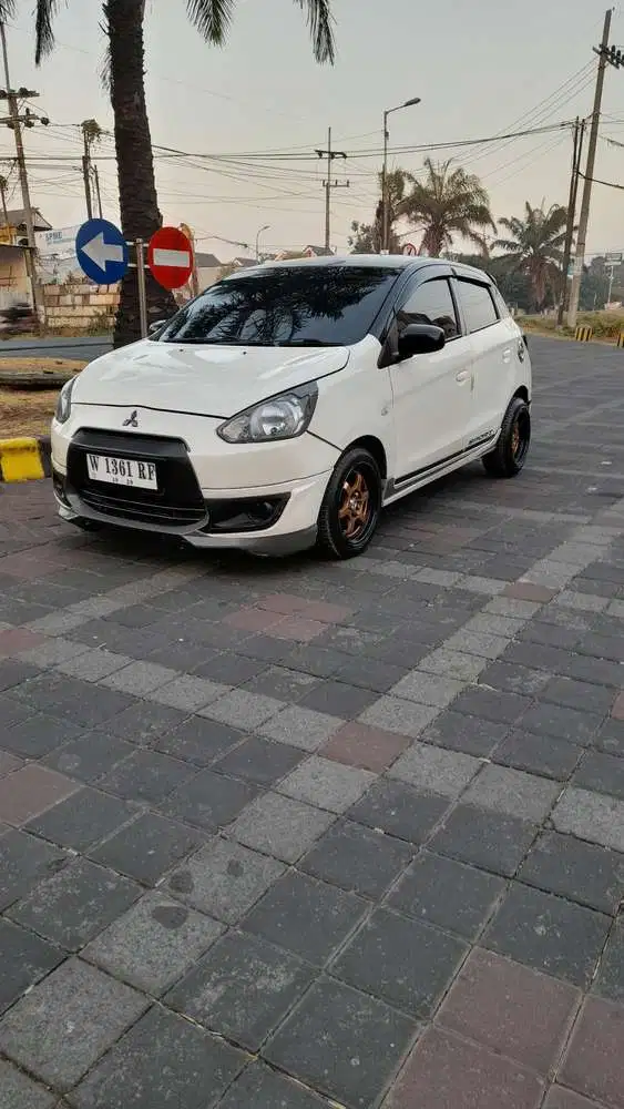 Mitsubishi Mirage 2015 Bensin