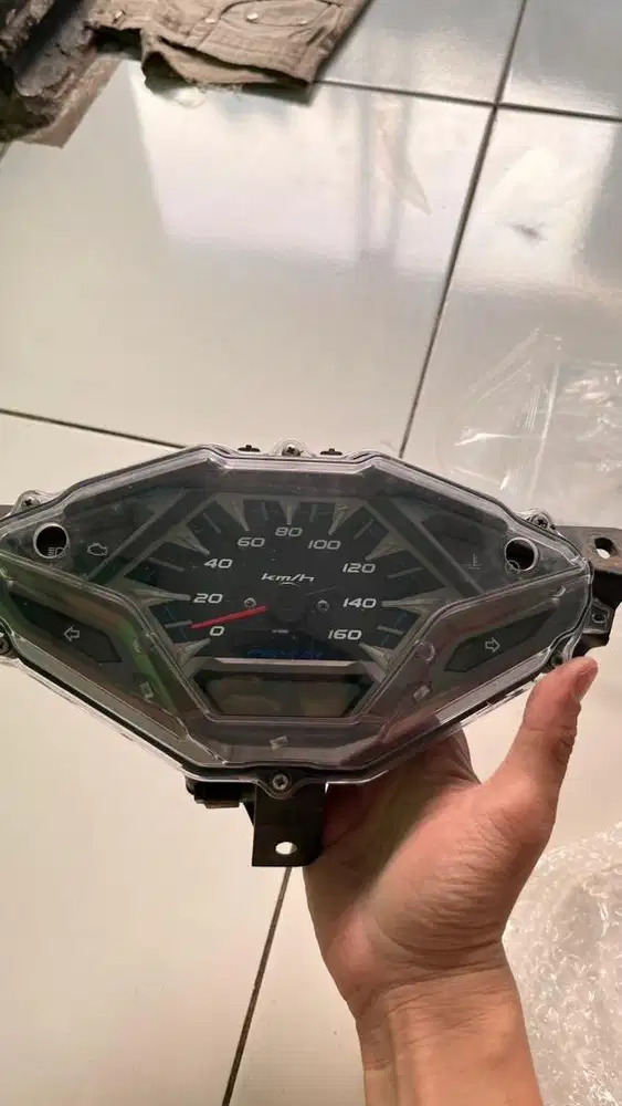dijual spidometer bekas vario led old