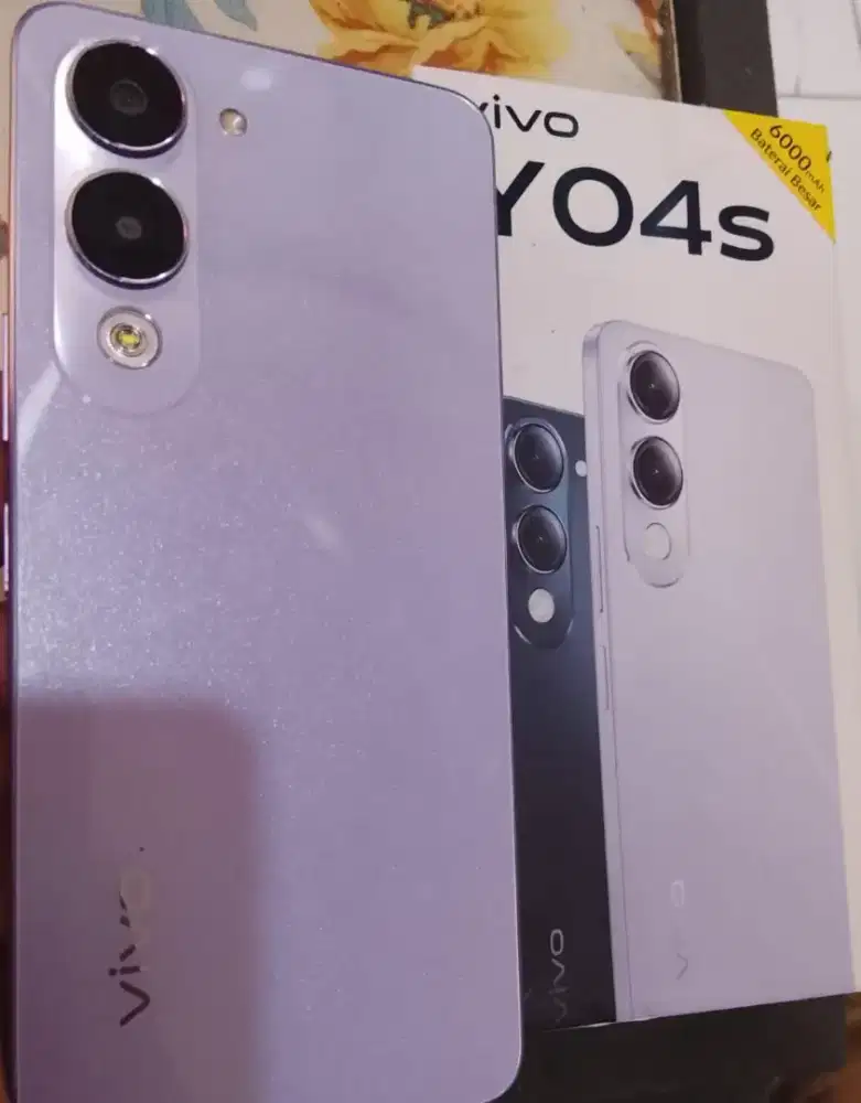 jual cepat vivo Y04S 4/64 mulus , normal , nominus