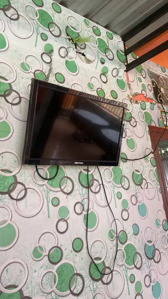 Tv Polytron 20 inch