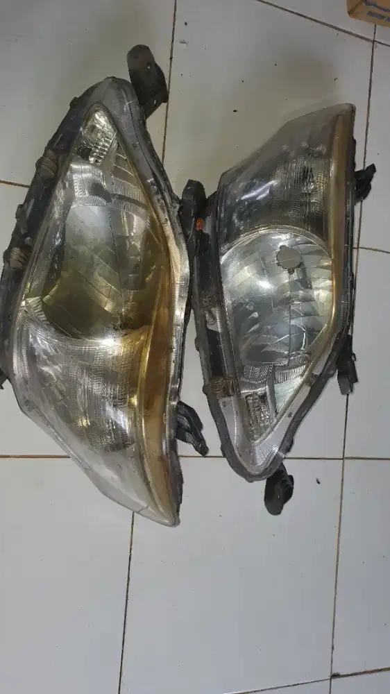 Headlamp Toyota Innova 2015