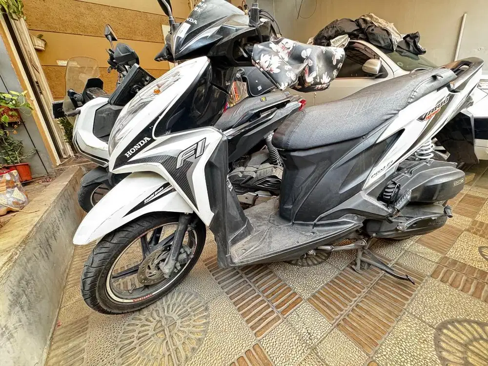 Jual Honda Vario Techno 125 2015 putih