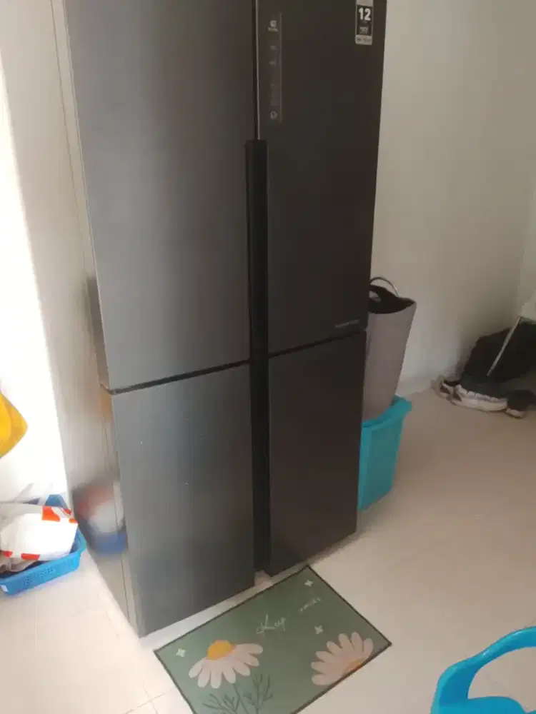 Kulkas 4 pintu merk aqua