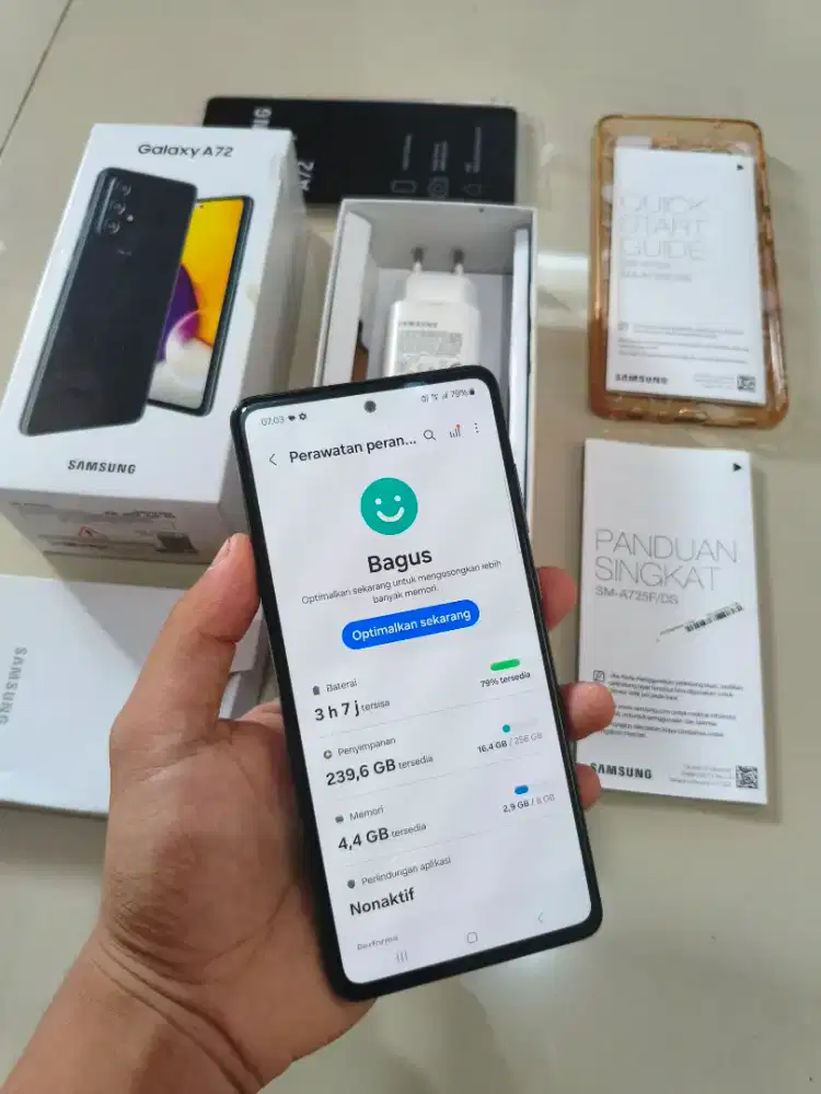 Samsung Galaxy A72 8/256GB Fullset Nominus