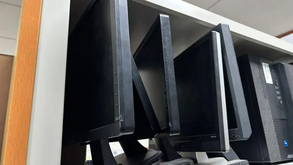 MONITOR KOMPUTER MURAH