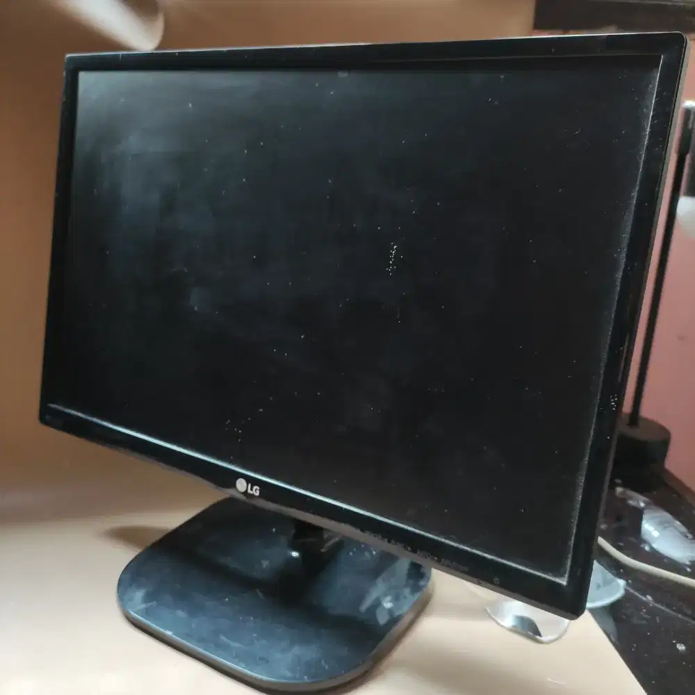 PL LG Monitor Computer 19