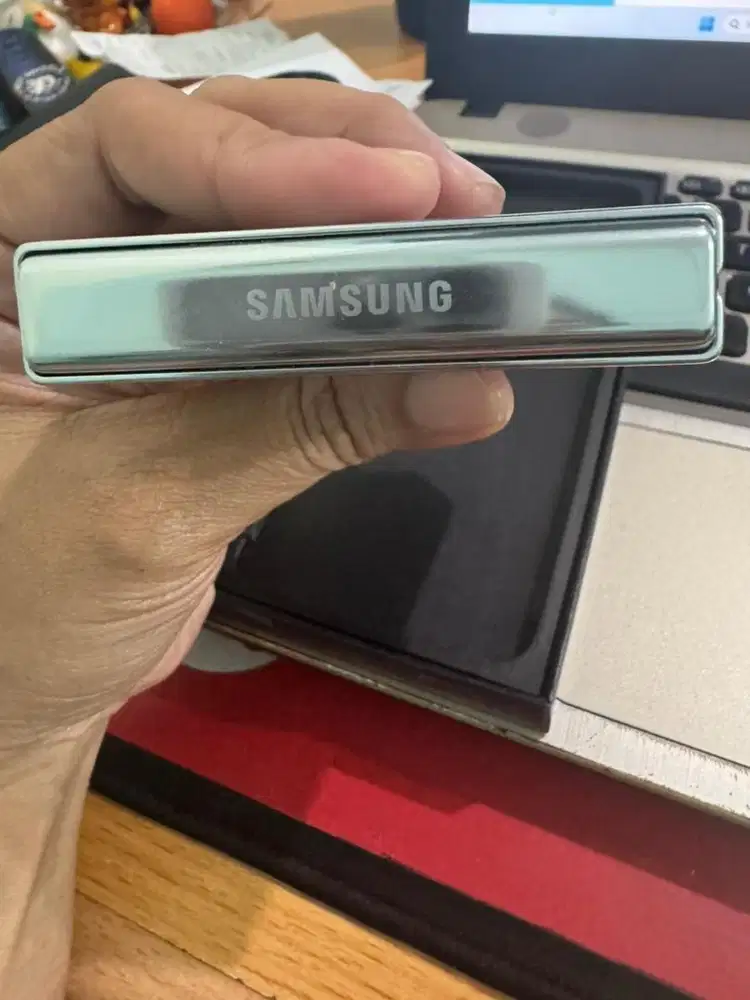 Dijual samsung Z flip 5
