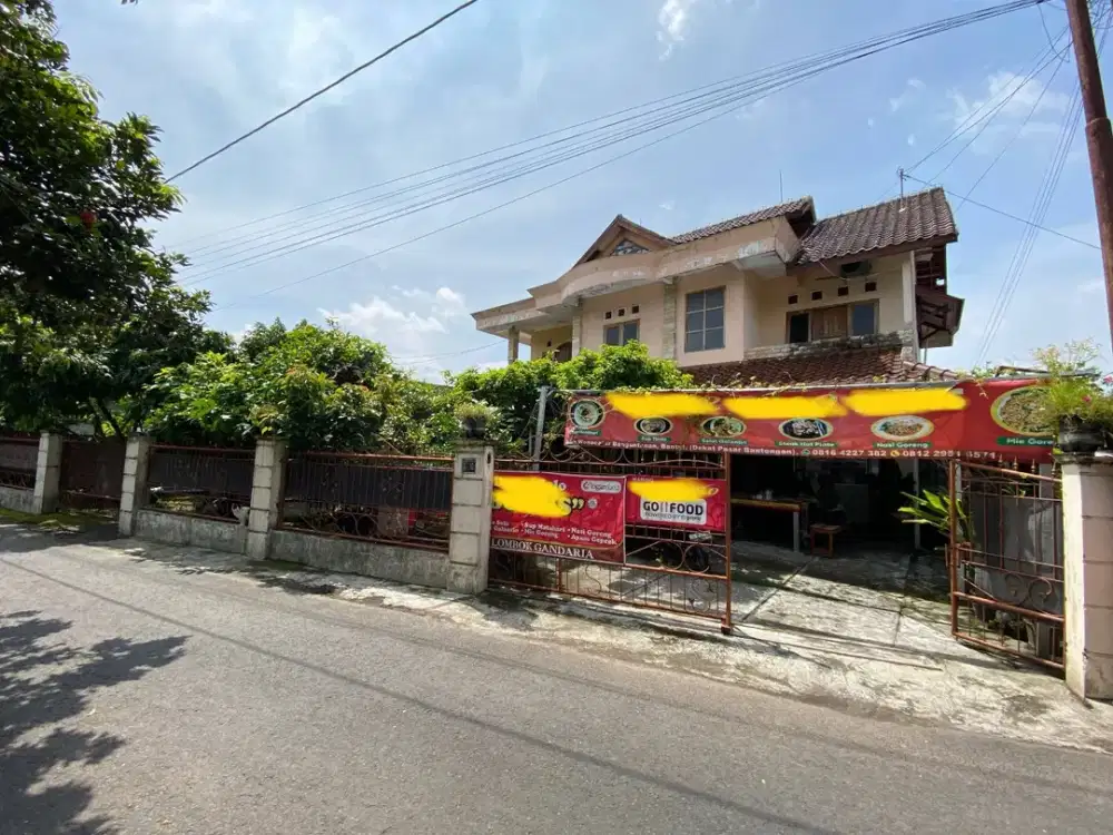 Rumah Luas Dekat Blok O Pelem Banguntapan