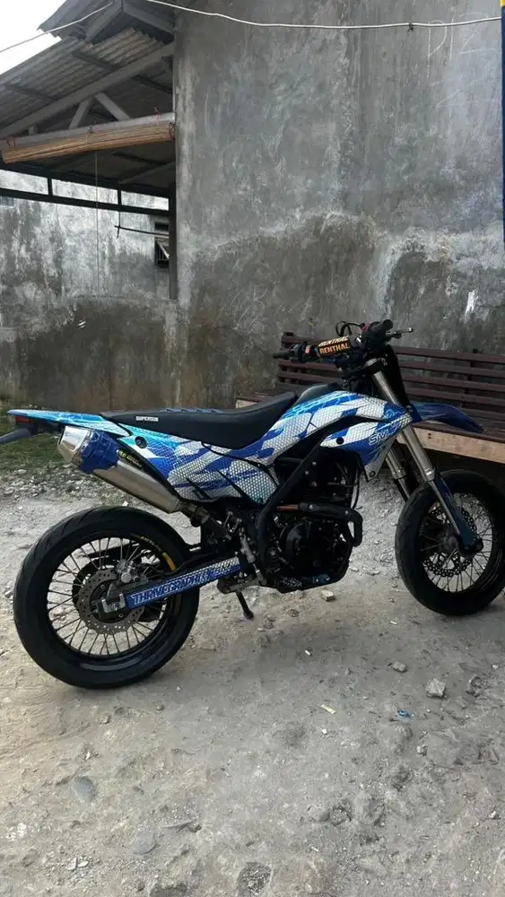 KLX 230 SM 2024