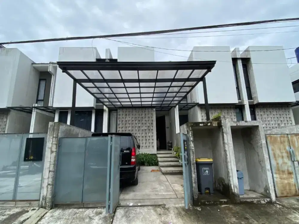 RUMAH CANTIK ESTETIK LOKASI STRATEGIS di MARGONDA RAYA KOTA DEPOK