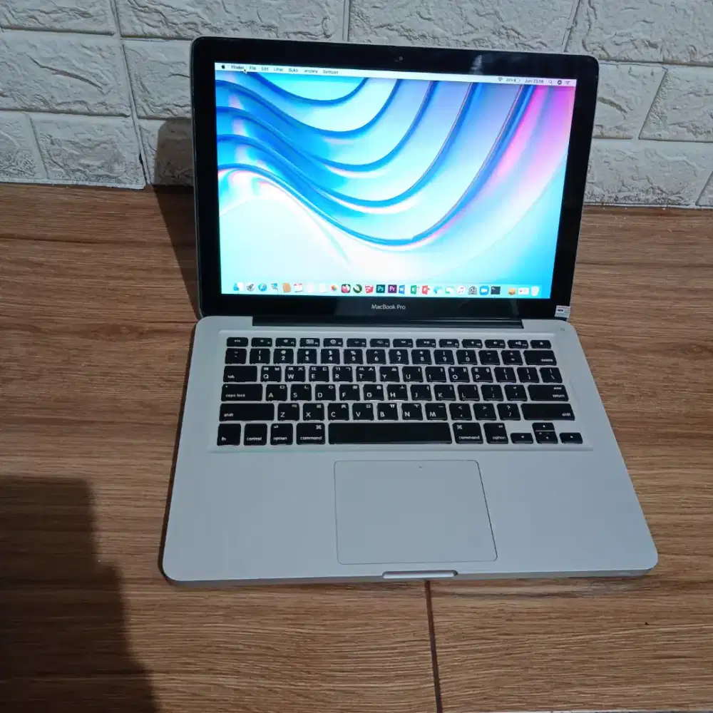 Laptop Ori Apple MacBook Pro Core i7 Siap Pakai