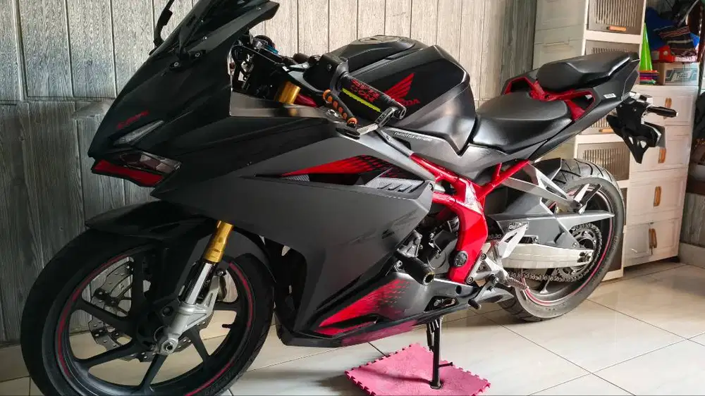 Honda CBR 250RR 2021 KM rendah Tangan Pertama Pajak Hidup Depok
