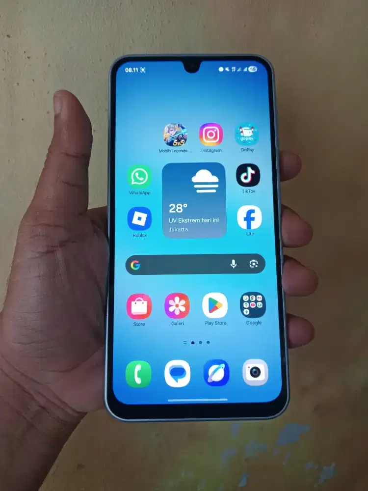 Samsung galaxy A17 4g nominus Nfc cakep ram 8+8/128gb hp charger