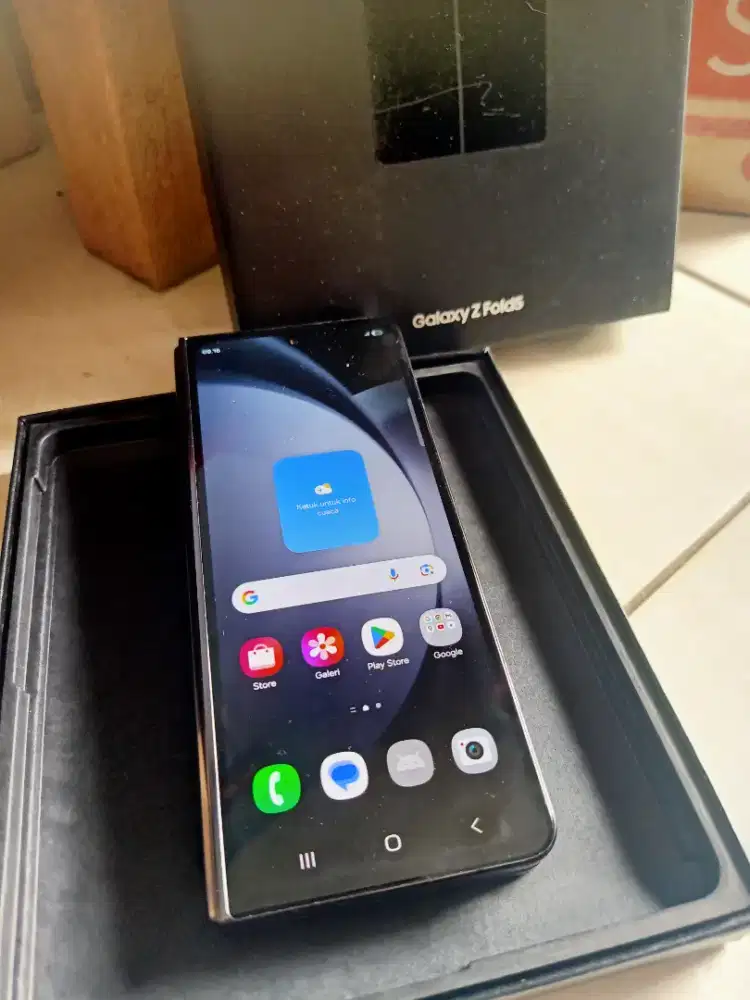 Galaxy Z Fold5 Ram 12Gb/512Gb lengkap (cek keterangan)