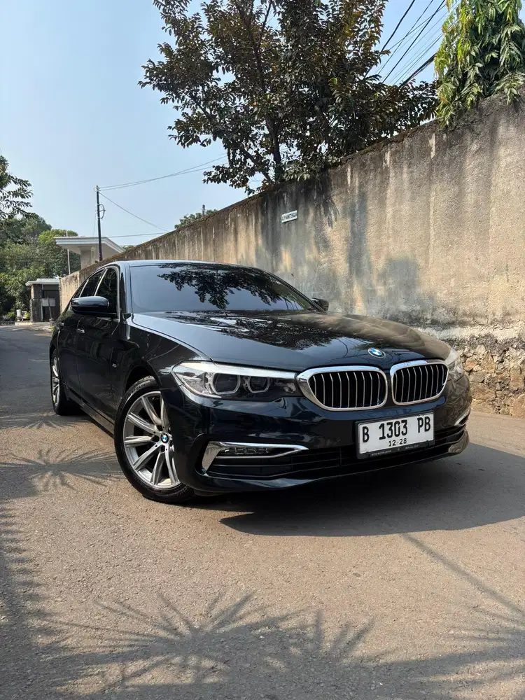 [CASH] Bmw 520i Luxury 2018 G30 Hitam Tt Pribadi Bergaransi Murah