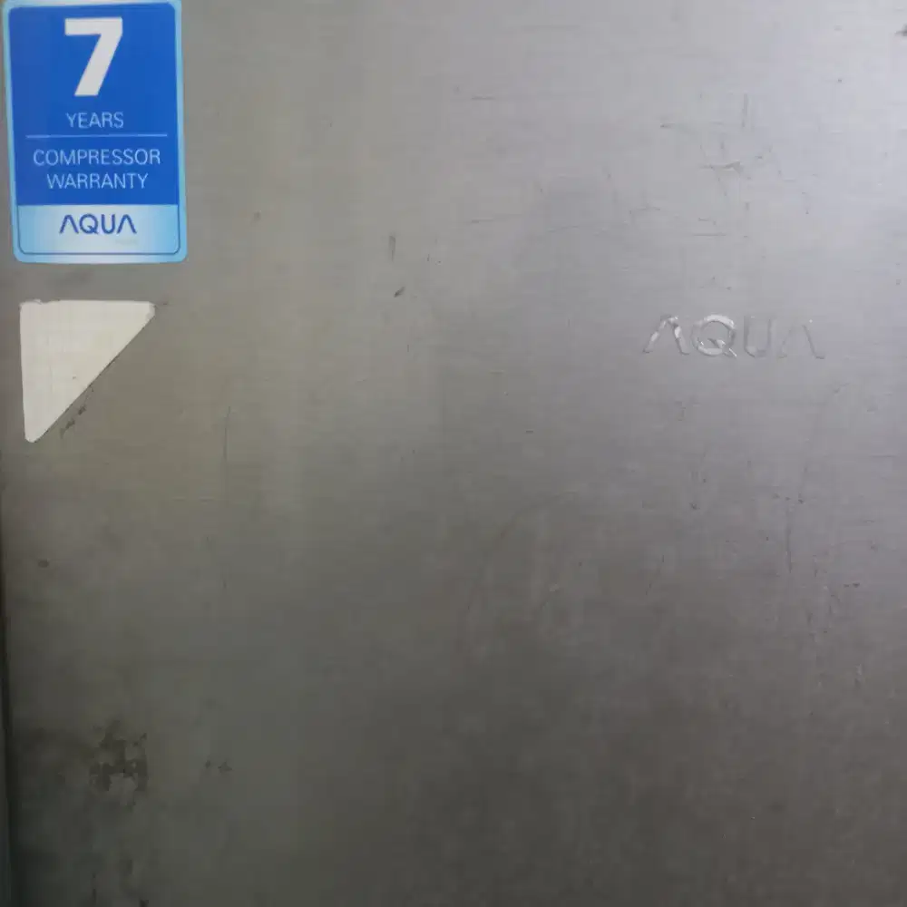 Kulkas 2 pintu dingin normal