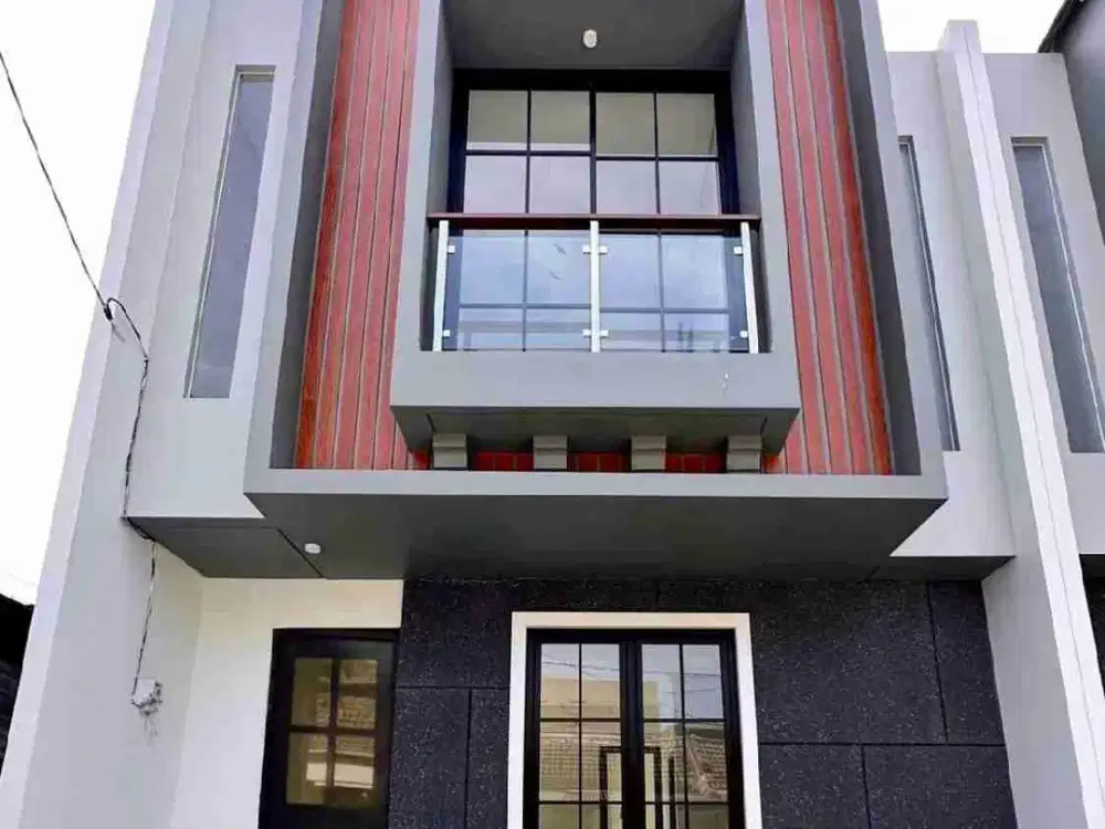 Rumah 2 lantai , kamar 3 ,  ready stock ada