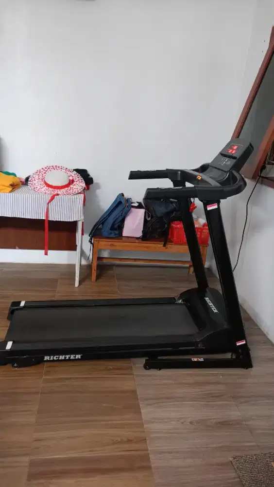 DIJUAL TREADMILL