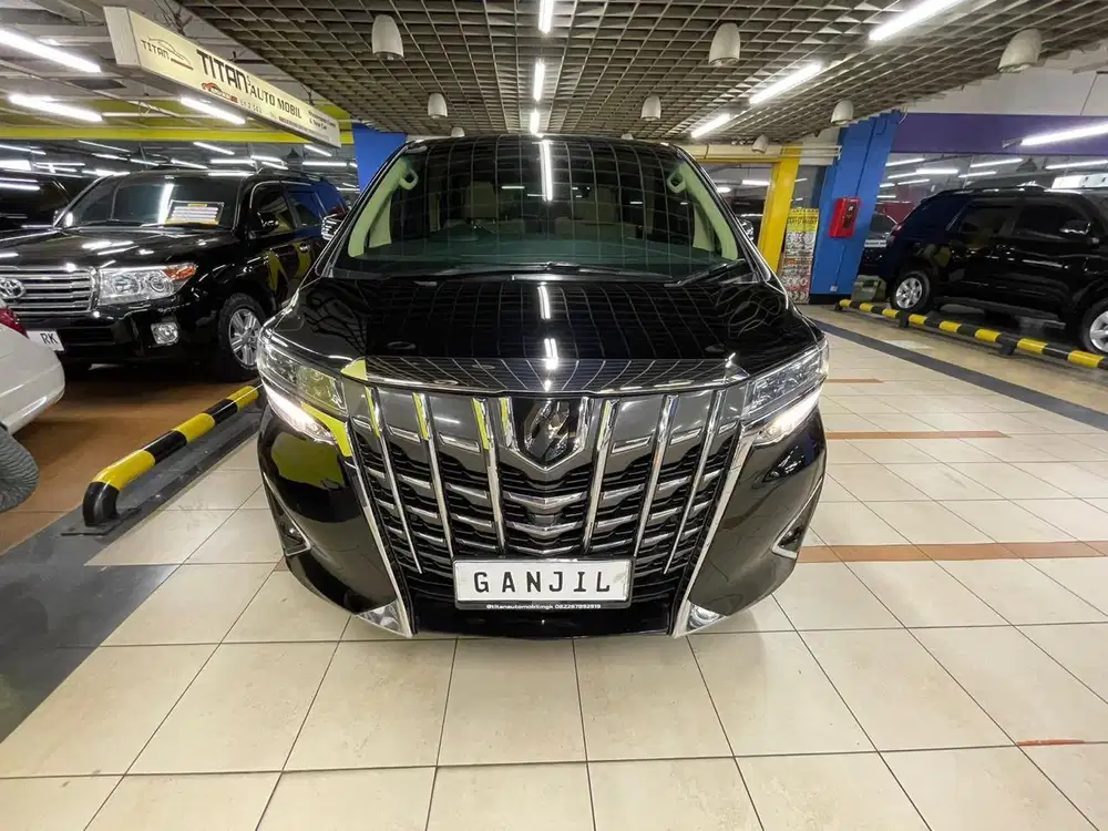 Alphard 2022 Hitam