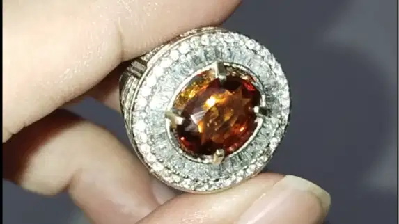 Cincin Natural Spessartite Garnet