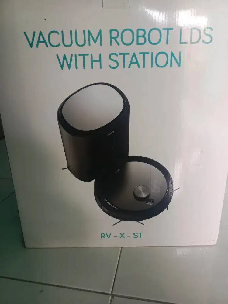 Bardi vacuum robot