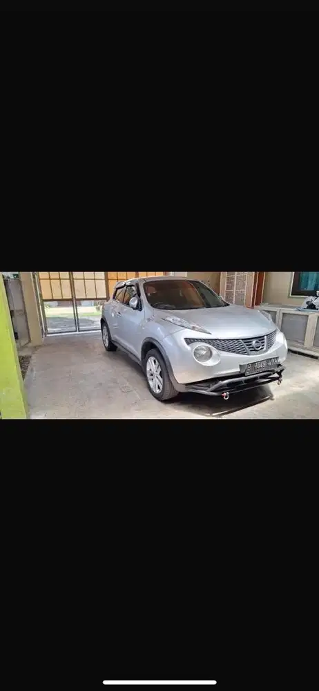 Nissan juke silver 2013