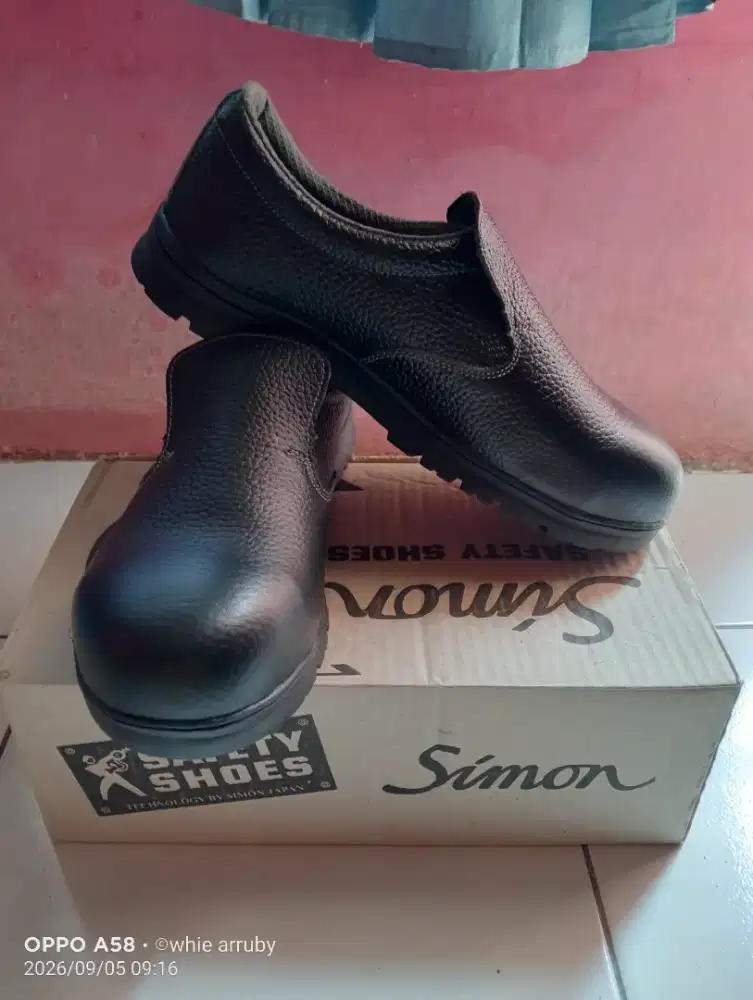 Jual Sepatu Safety Simon Baru Size 42