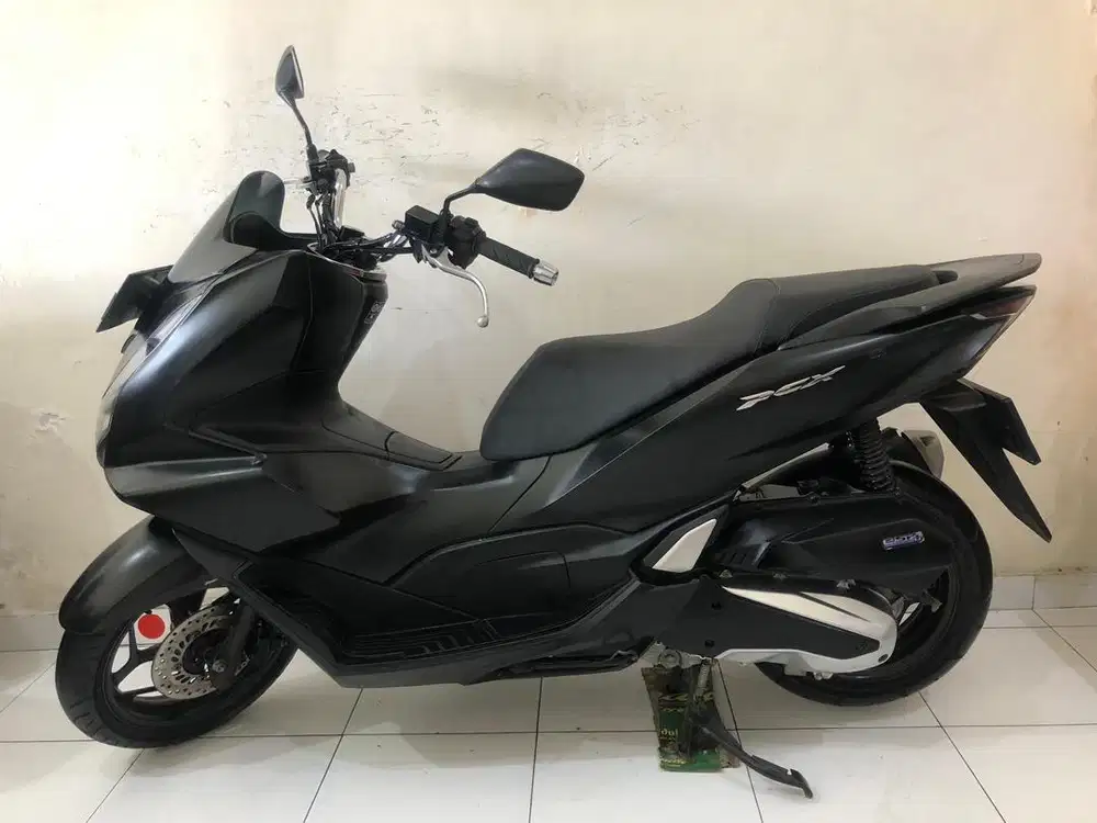 Honda PCX Th.2022 hitam!!