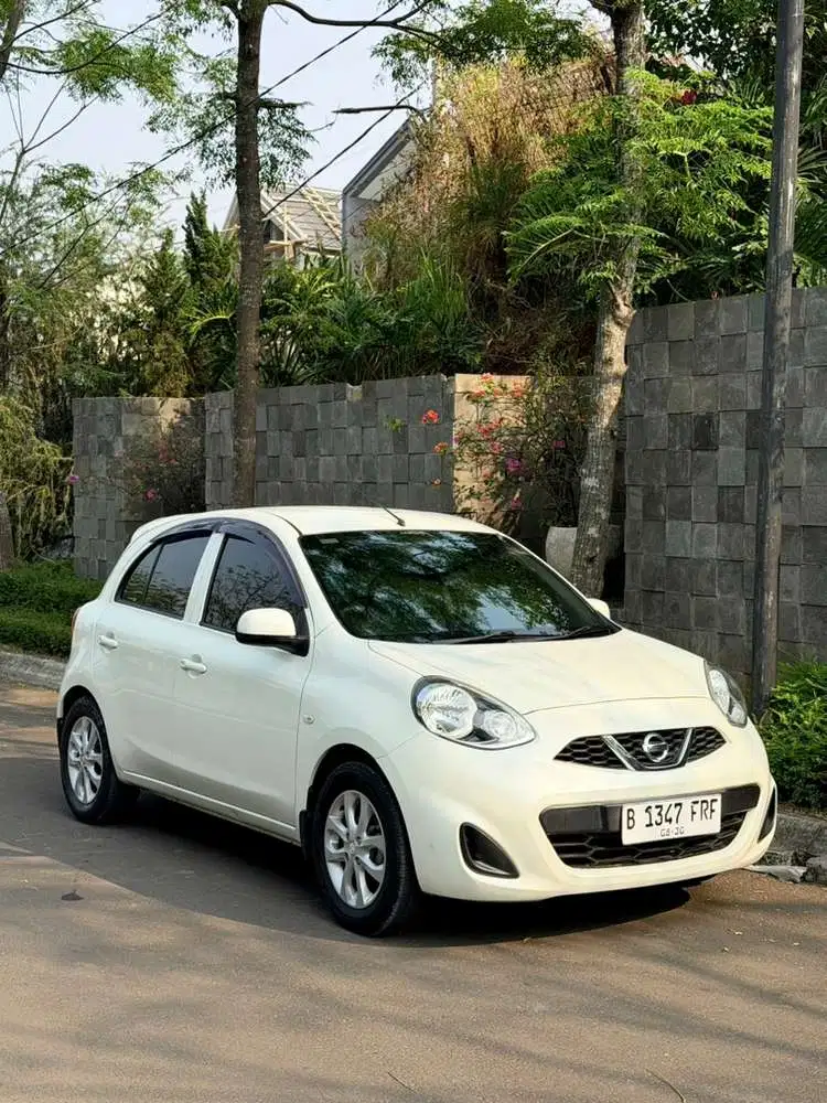 Nissan March 2015