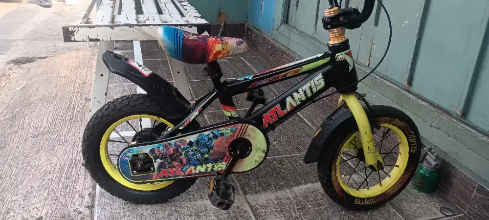 Di jual sepeda ukuran 12in