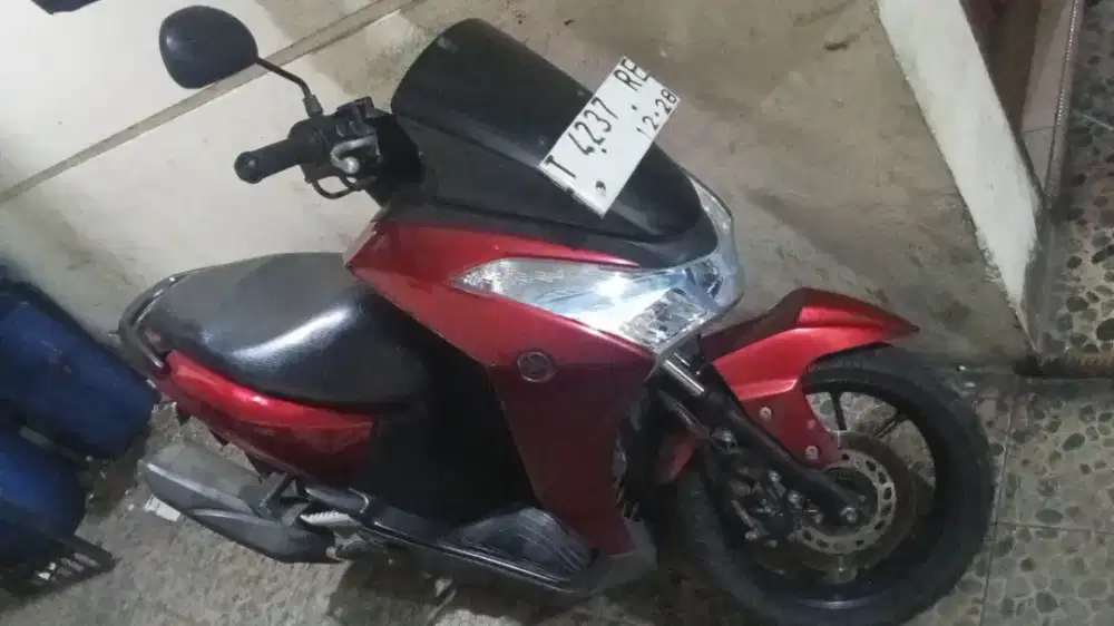 Motor second Yamaha Lexi