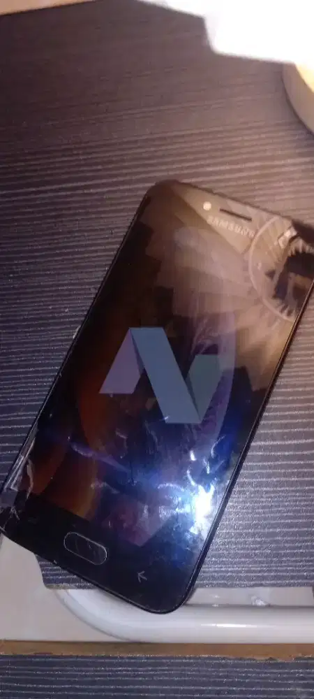 Samsung j2 pro butuh uang