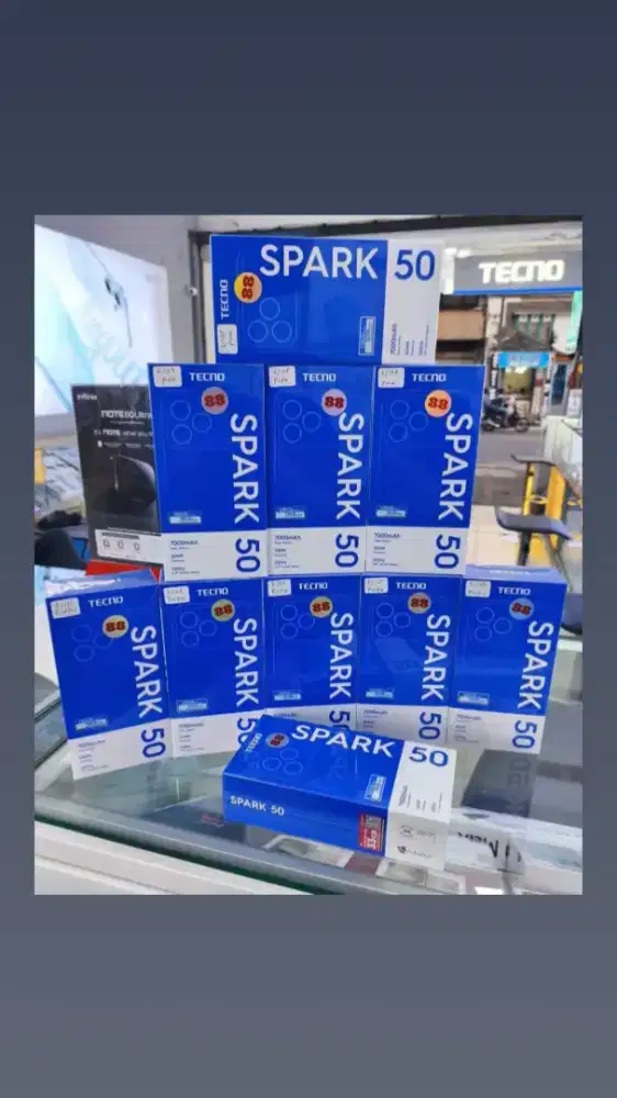 Tecno Spark 50 Segelbox resmi