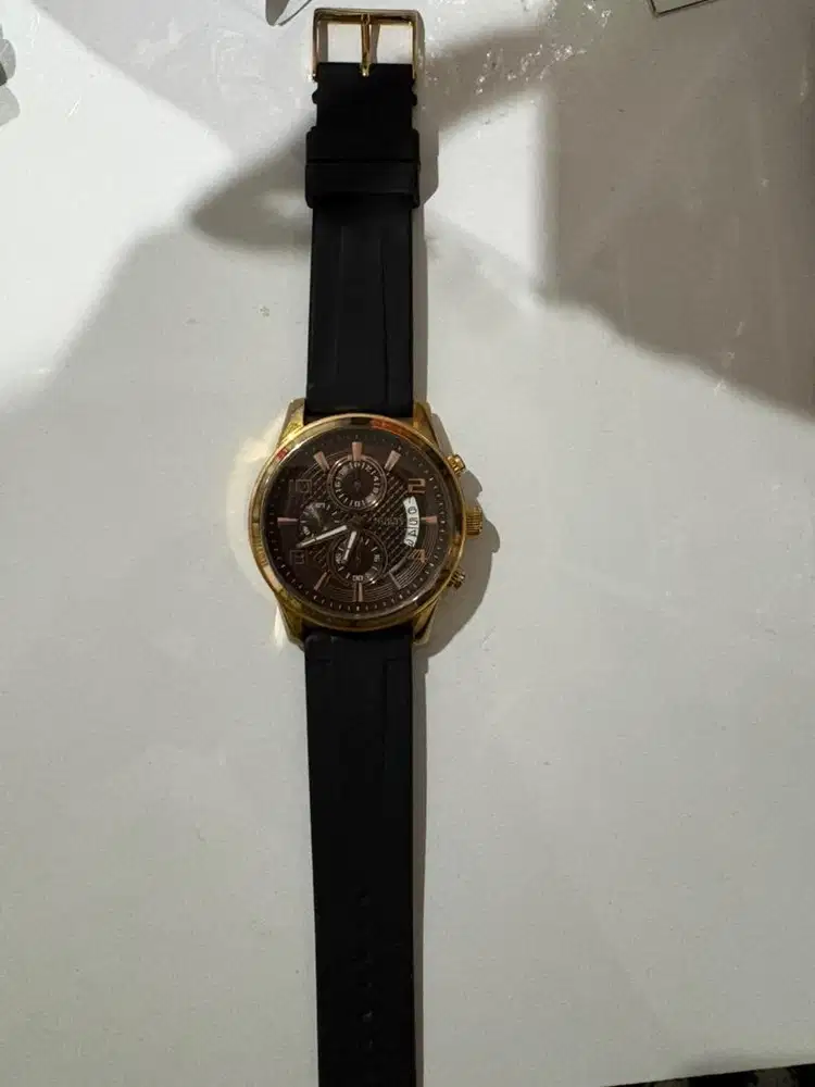 Dijual Jam Tangan Guess
