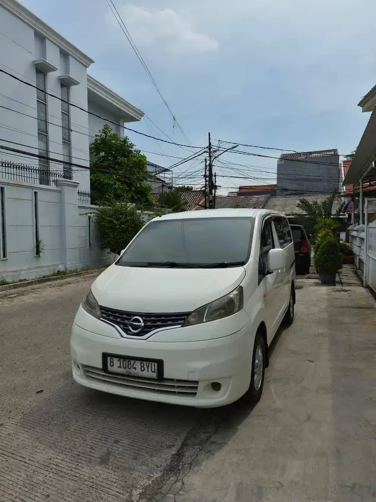 NISSAN EVALIA HWS 1.5 MT 2014