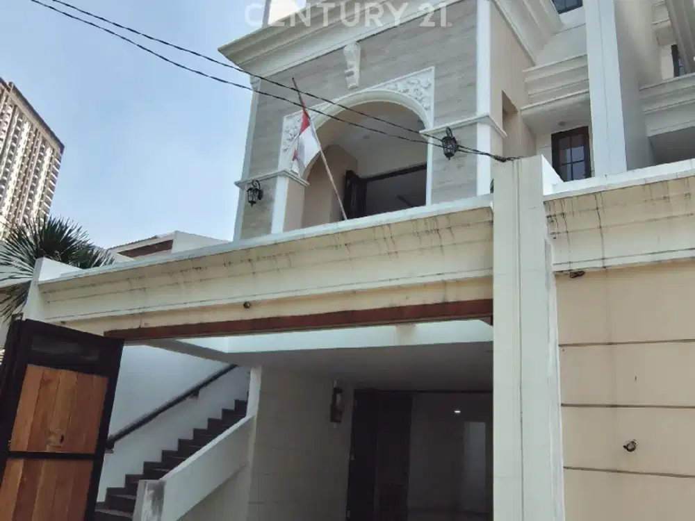Rumah Brand New 4 Lantai Private Pool Di Pejaten Jakarta R2419
