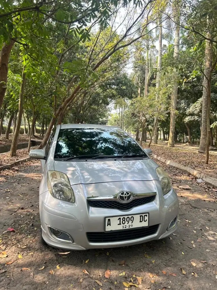 Toyota yaris 1.5 e matic