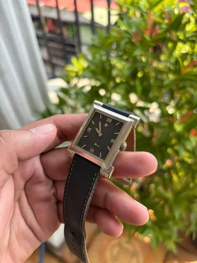 Jam Tangan Vintage Tank