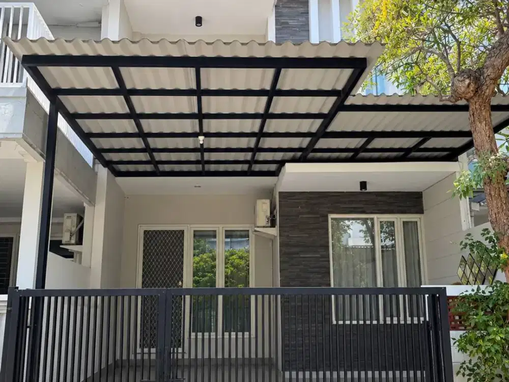 Rumah di Pakuwon city cluster Taman Mutiara , Hadap Selatan