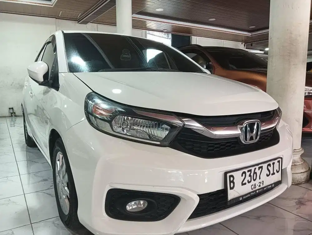 Honda Brio e at DP 7jt tahun 2019