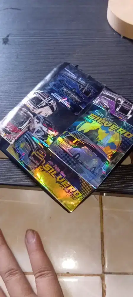 Dompet cowok bonus stiker butuh uang
