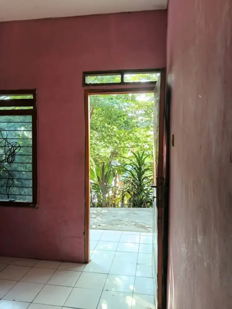Dikontrakan rumah petakan di JUANDA DEPOK
